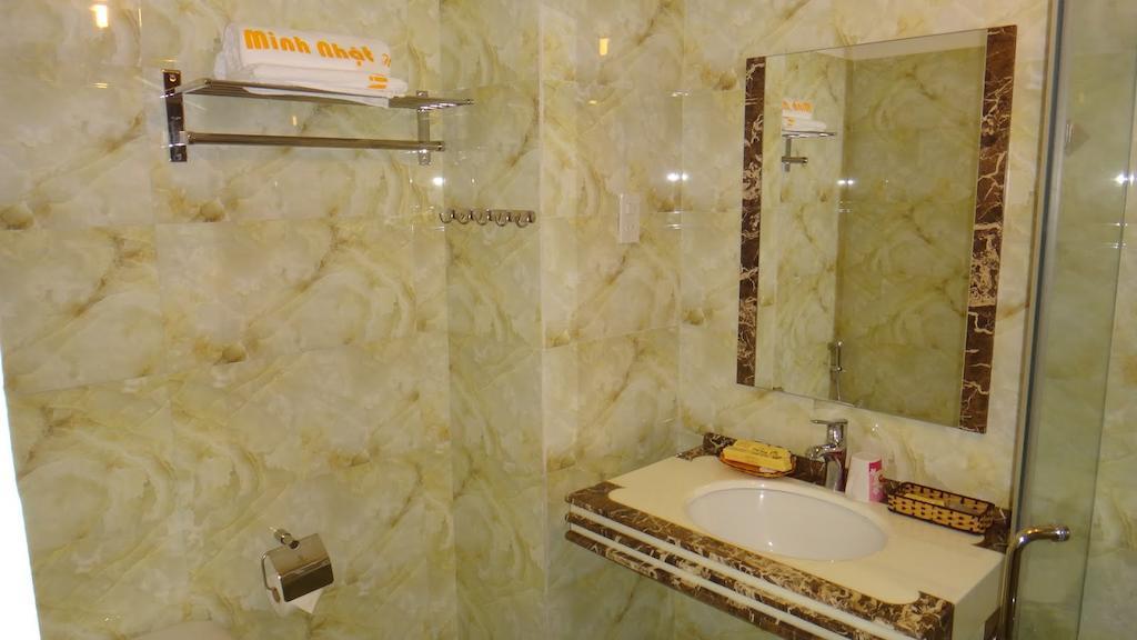 Minh Nhat Hotel Нячанг Номер фото