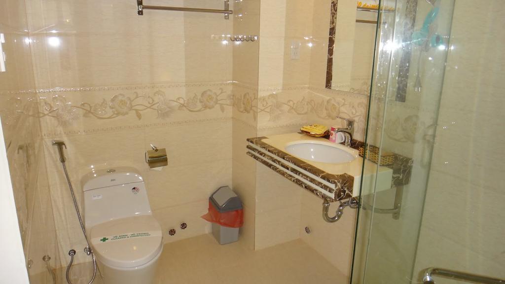 Minh Nhat Hotel Нячанг Номер фото